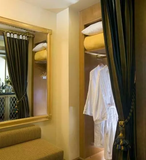 اتاق استاندارد, Royal Olympic