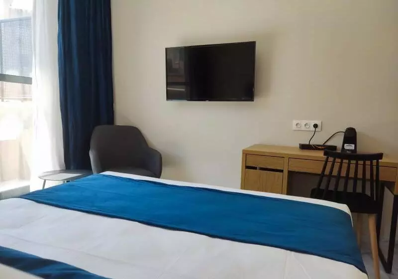 اتاق اینتریور یک تخته, Royal Olympic