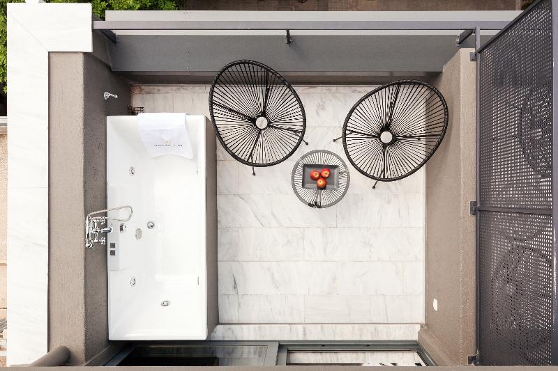 Индивидуальный Номер Interior, Royal Olympic