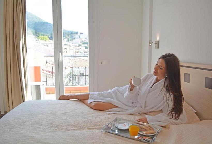 اتاق راحتی, Samos City