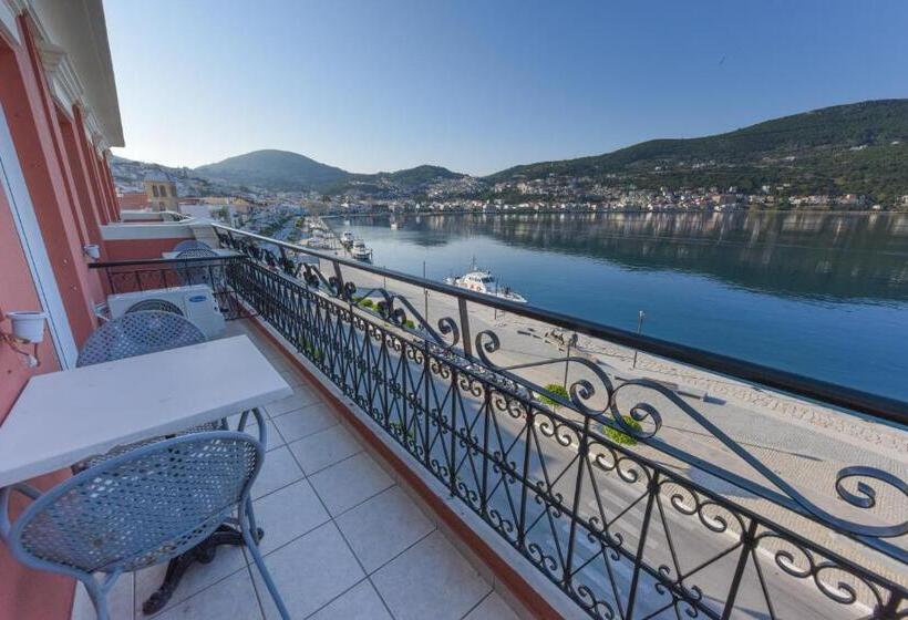 سوییت سوپریور با چشم‌انداز دریا, Samos City