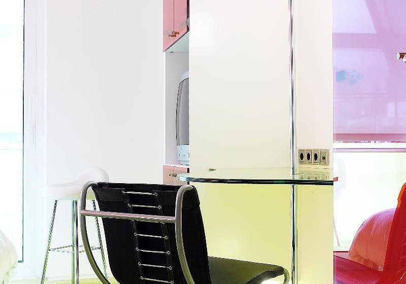 חדר סטנדרט, Semiramis