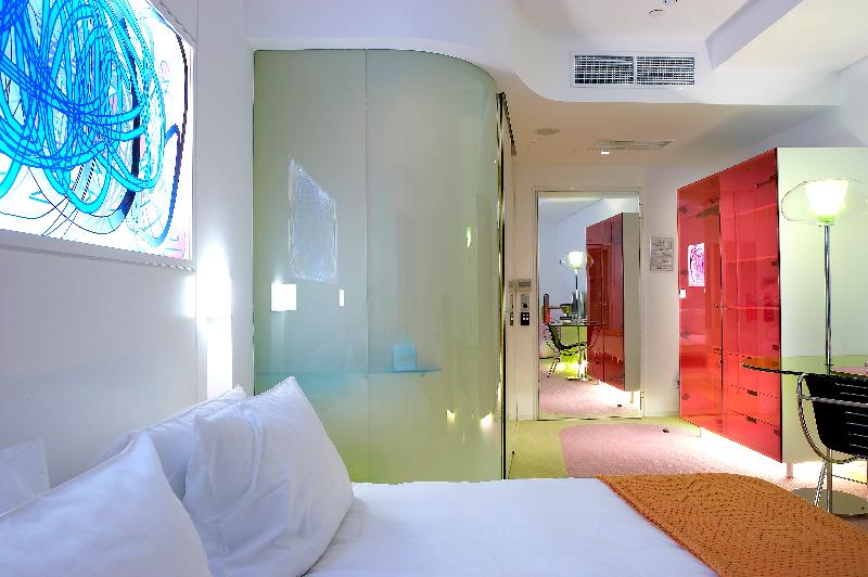 חדר סטנדרט, Semiramis