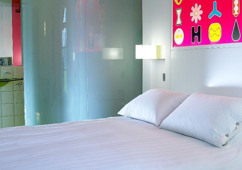 חדר סופריור, Semiramis