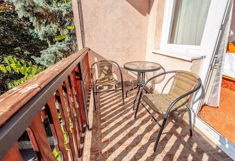 اتاق استاندارد, Korona Panzió Budapest