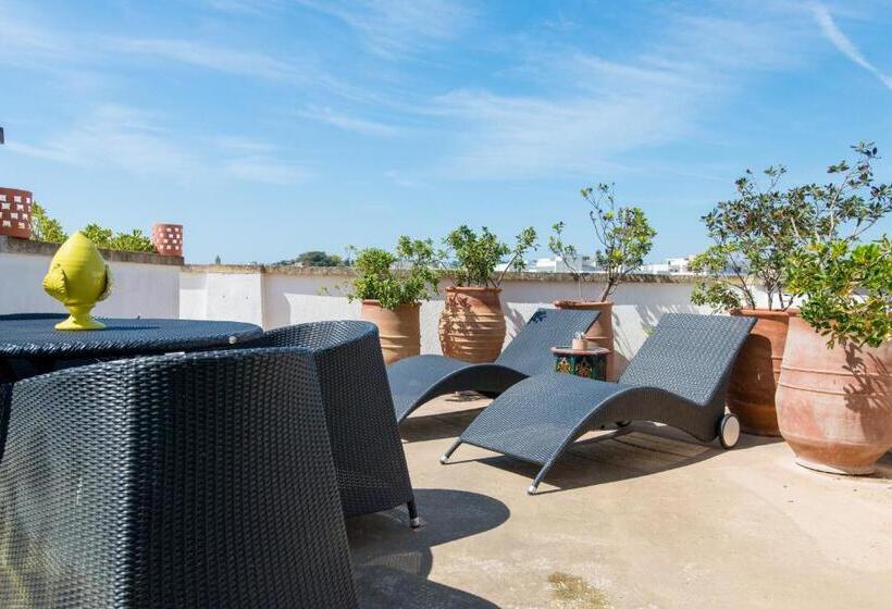 جناح, Approdo Boutique Hotel Leuca