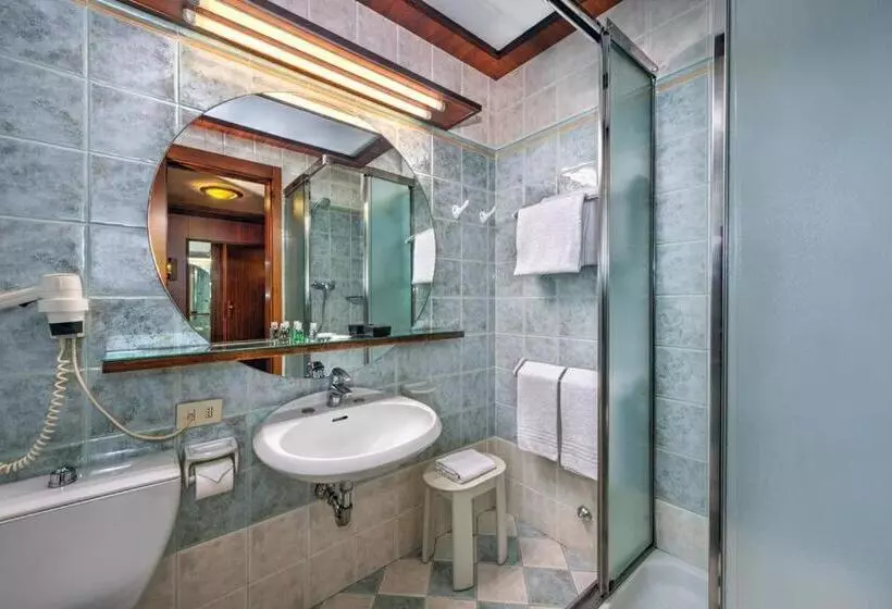 اتاق استاندارد, Grand Hotel Elite