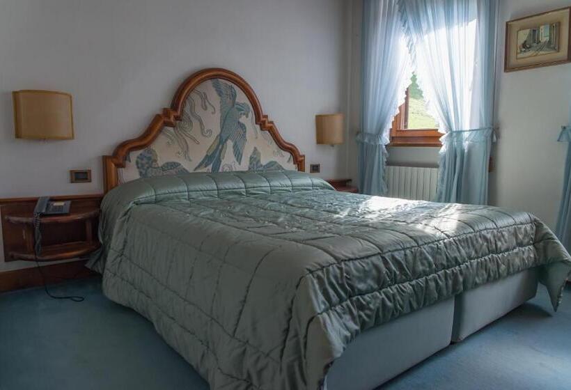 Номер Стандарт, Alla Posta Famiglia Pra Dal 1866 A Caprile