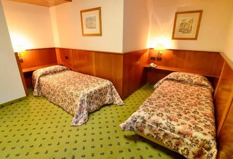 スーペリアの４人部屋, Alla Posta   Famiglia Pra Dal 1866 A Caprile