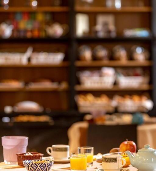 スタンダードシングルルーム, Ambasciatori