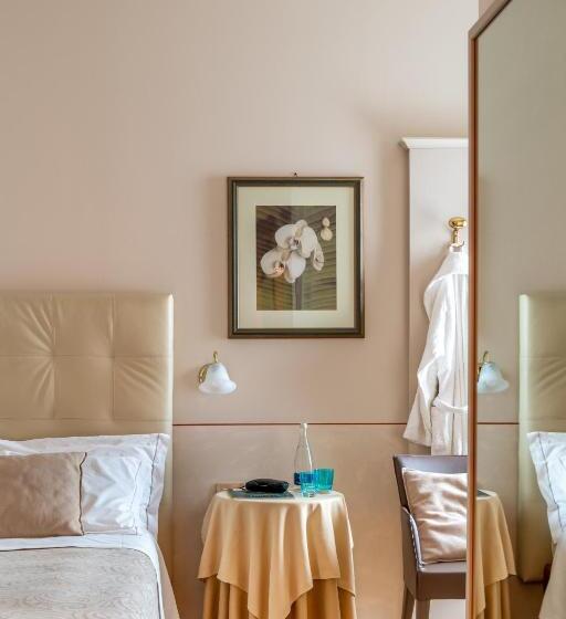 スタンダードルーム, Ambasciatori