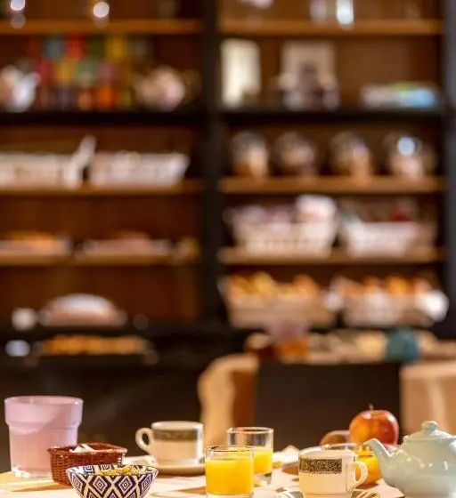 スタンダード４人部屋, Ambasciatori