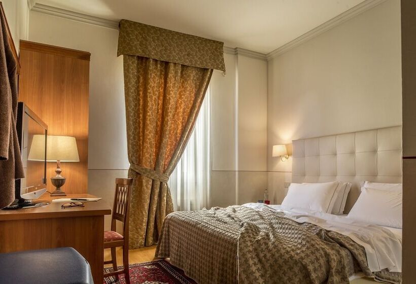 スーペリアールーム, Ambasciatori