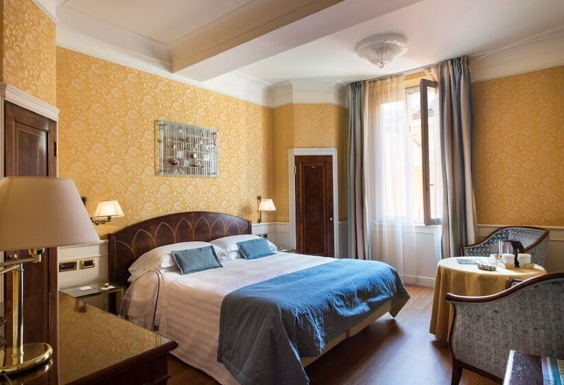 豪华房间, Art Hotel Orologio