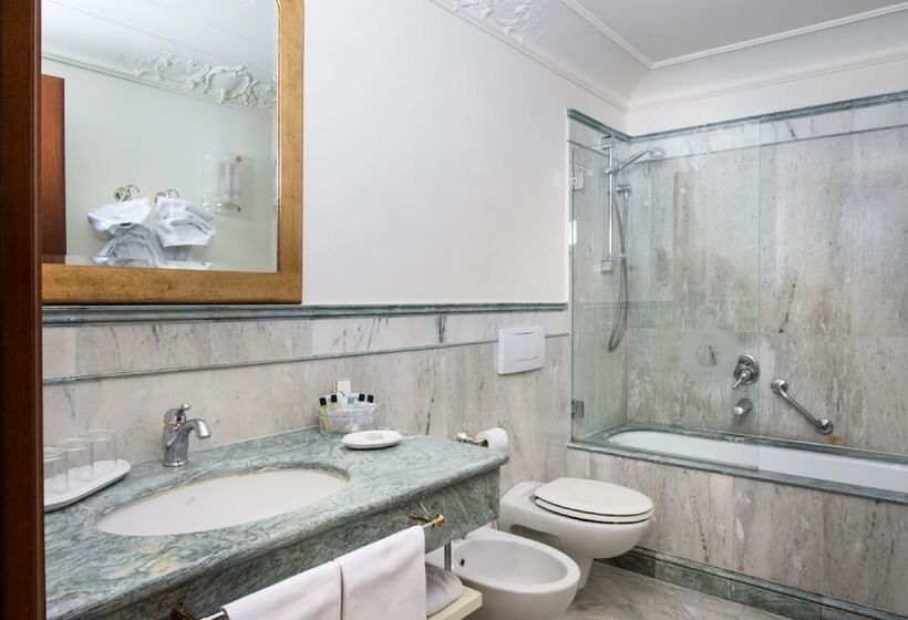 套房, Art Hotel Orologio