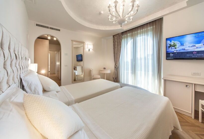 トリプルクラシックルーム, Aurelia