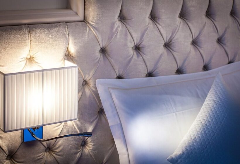 クラシックルーム, Aurelia