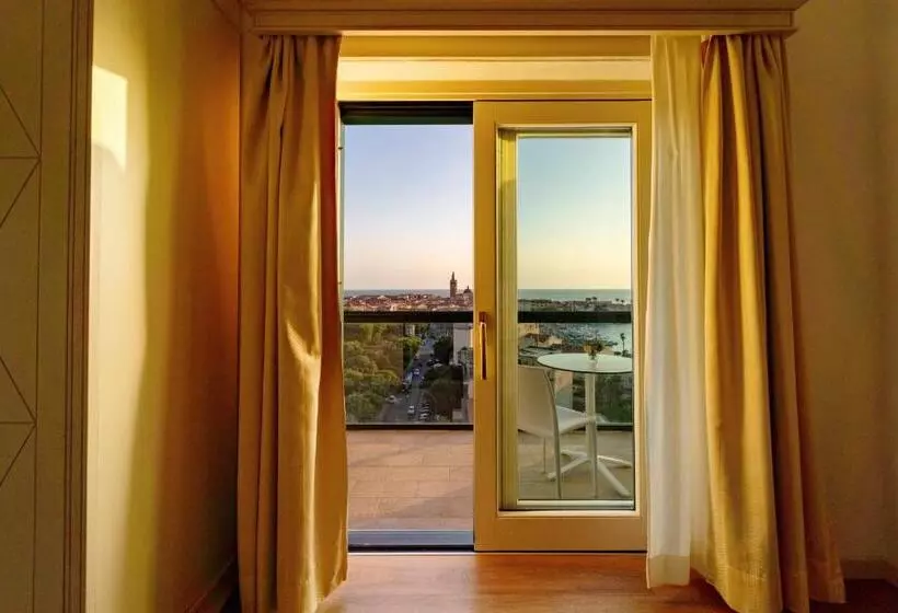 Junior Suite z Balkonem, Catalunya
