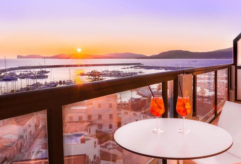 小型套房带阳台, Catalunya