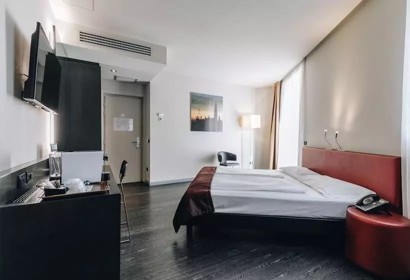 Chambre Supérieure, Continental