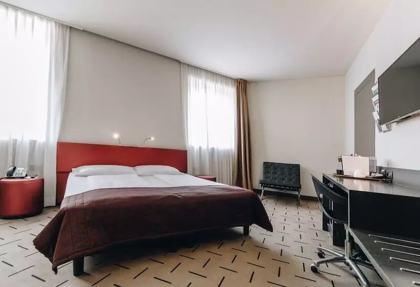 Chambre Supérieure, Continental
