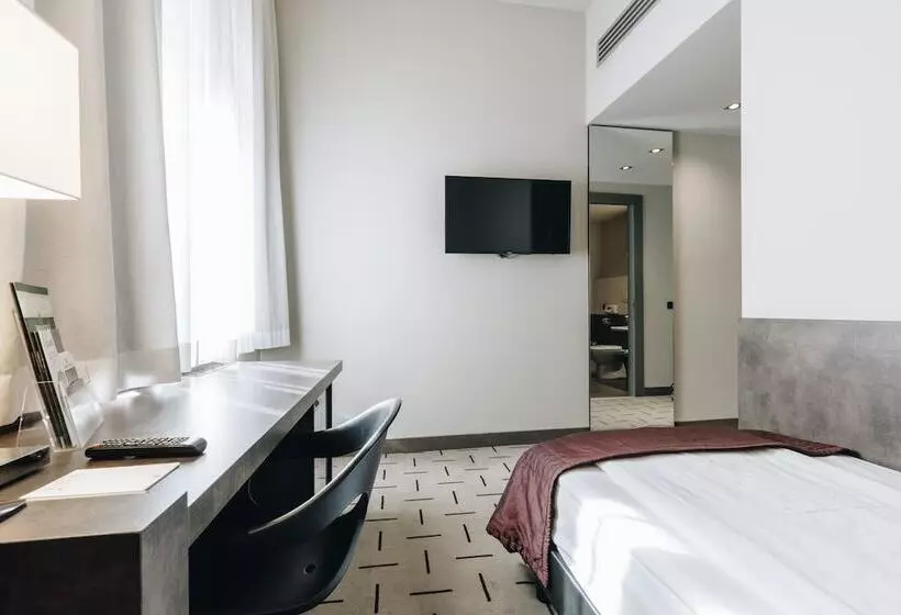 Chambre Standard Individuelle, Continental