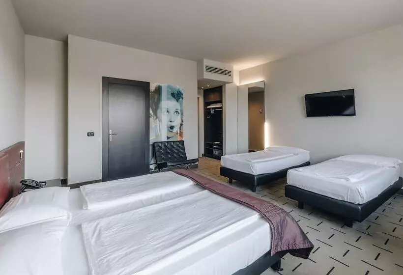 Chambre Quadruple Supérieure, Continental