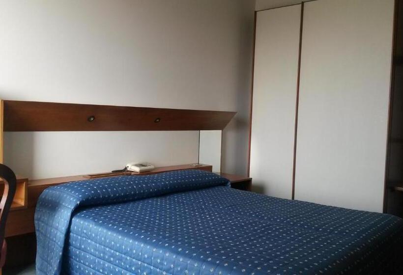 חדר סטנדרט, Cravero Rooms