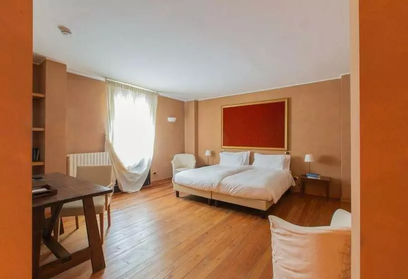Standard-huone, Cristallo