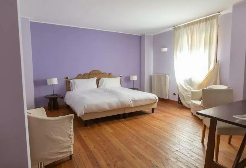 Standard-huone, Cristallo