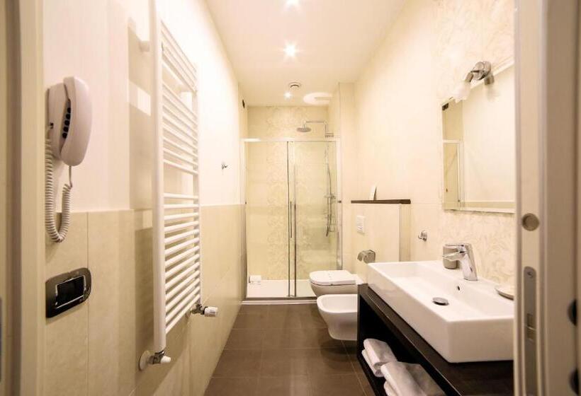 غرفة ديلوكس مزودة بشرفة, Grand Hotel Impero   Wellness & Exclusive Spa