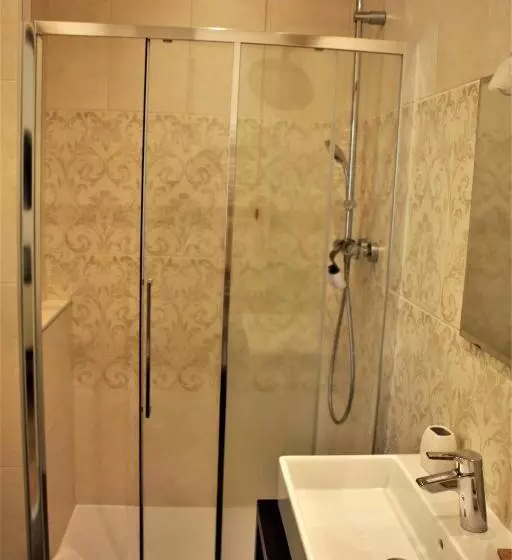 スーペリアの４人部屋, Grand Hotel Impero   Wellness & Exclusive Spa