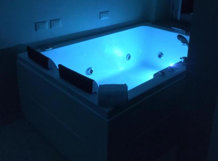 غرفة قياسية مزوَّدة بجاكوزي, Grand Hotel Impero   Wellness & Exclusive Spa