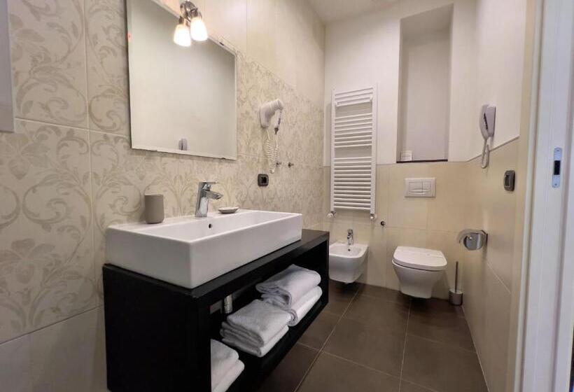 غرفة قياسية مزوَّدة بجاكوزي, Grand Hotel Impero   Wellness & Exclusive Spa