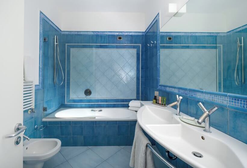 コンフォートルーム, La Floridiana