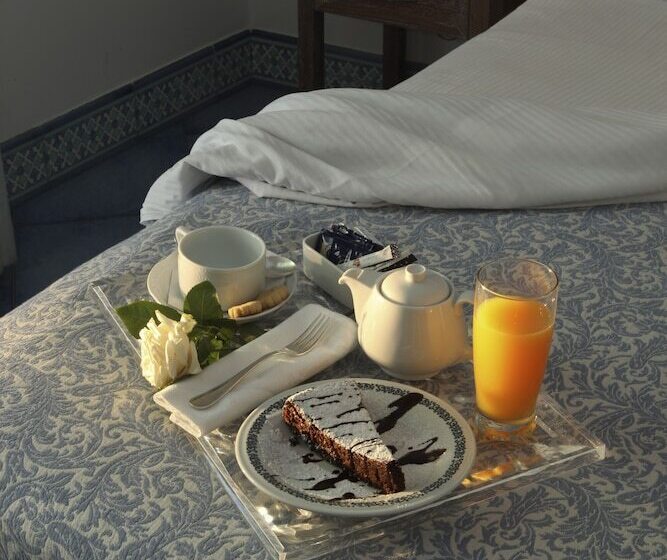 コンフォートルーム, La Floridiana