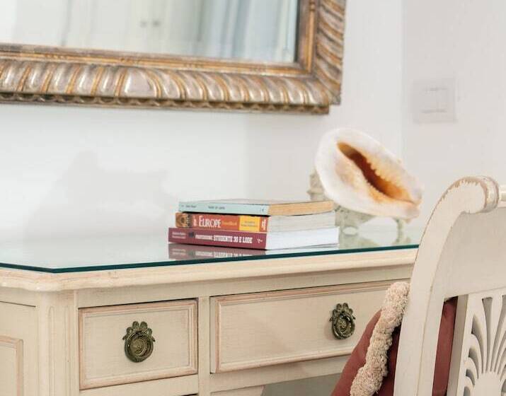 片側に海が見えるデラックスルーム, La Floridiana