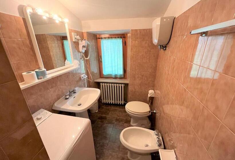 غرفة قياسية ثلاثية, La Torretta