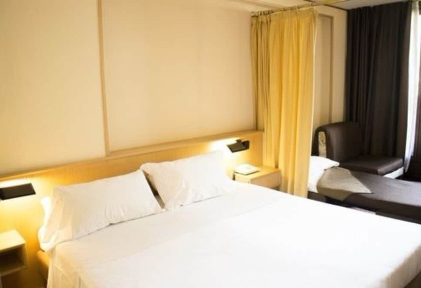 트리플 클래식 룸, Les Jumeaux Courmayeur