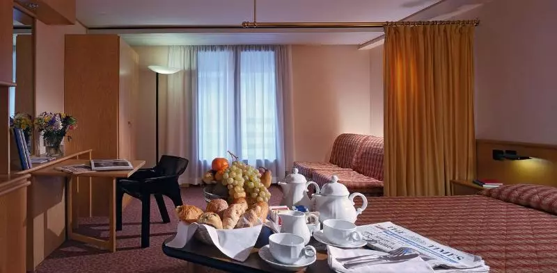 اتاق کلاسیک سه تخته, Les Jumeaux Courmayeur