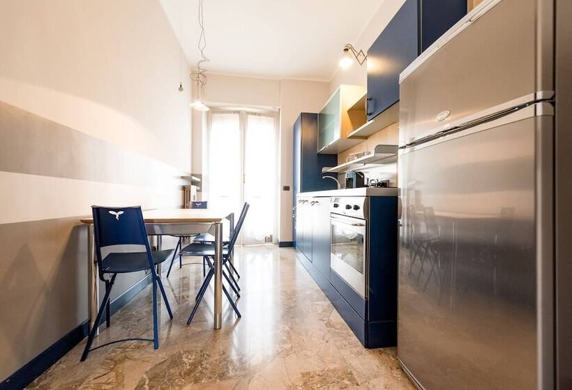 2ベッドルームアパートメント, Lis