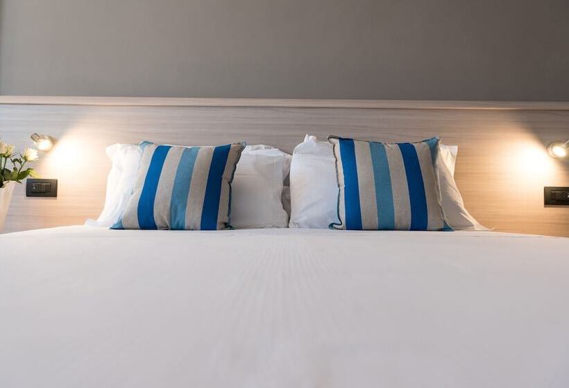 2ベッドルームアパートメント, Lis