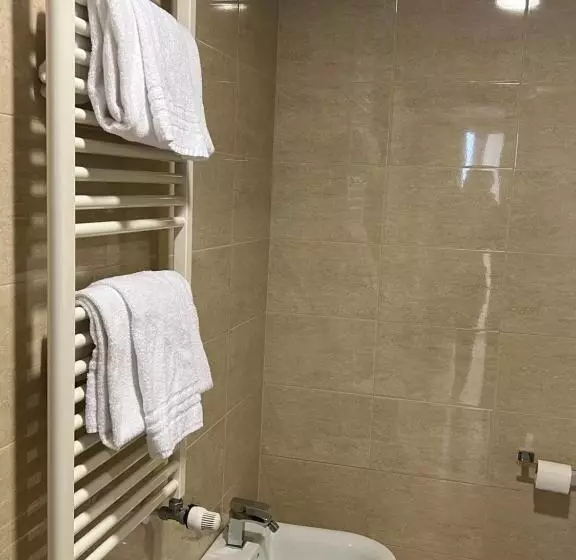اتاق استاندارد یک نفره, Nuovo Albergo Italia