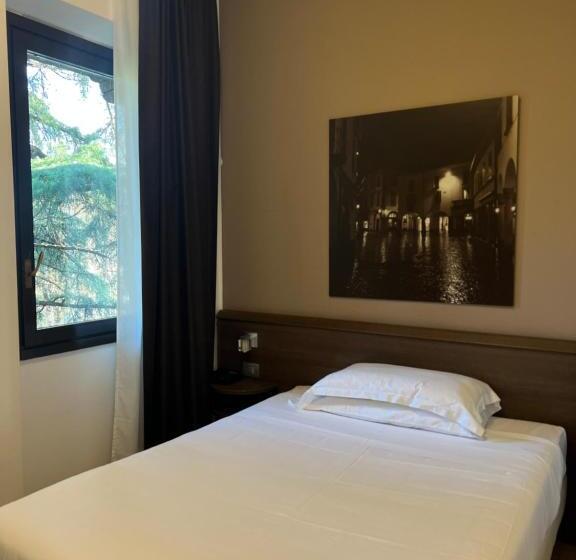 스탠다드 싱글 룸, Nuovo Albergo Italia