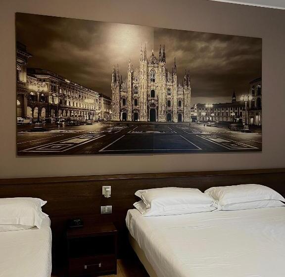 غرفة قياسية ثلاثية, Nuovo Albergo Italia