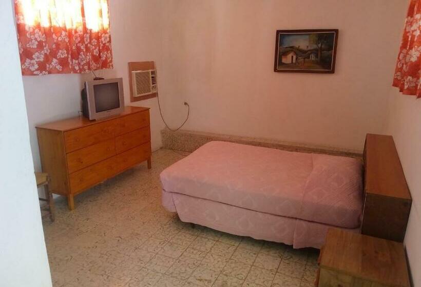 اتاق اکونومی یک تخته, Park