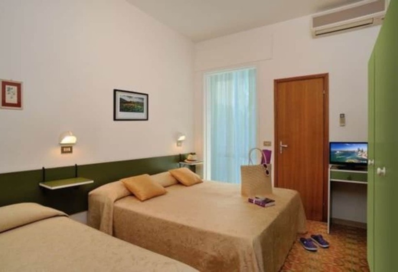 수피리어 트리플 룸, Plaza