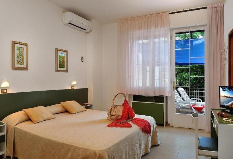 스탠다드 룸, Plaza