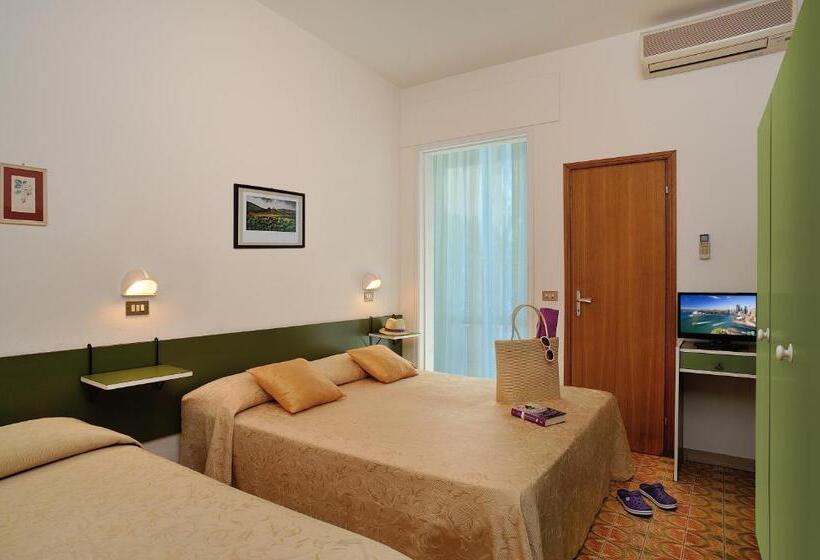 4인용 수피리어 룸, Plaza