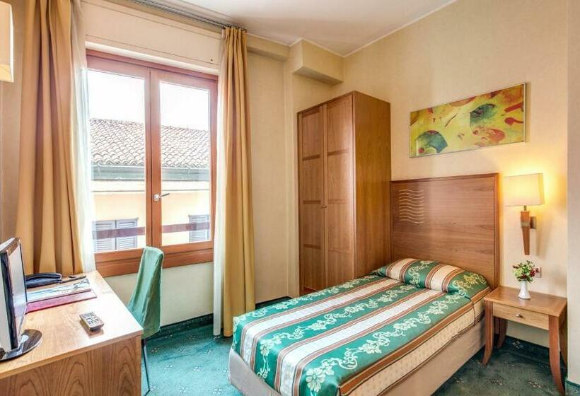Standard Single Room, Plinius Lifestyle Hotel Lake Como